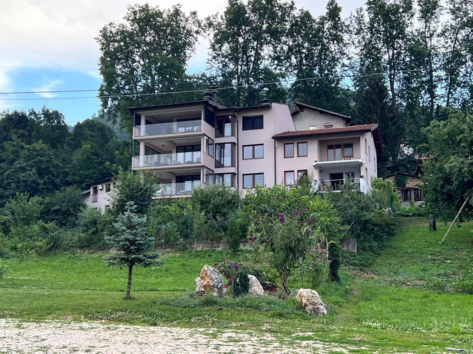 The Penthouse Sarajevoアパートメント エクステリア 写真
